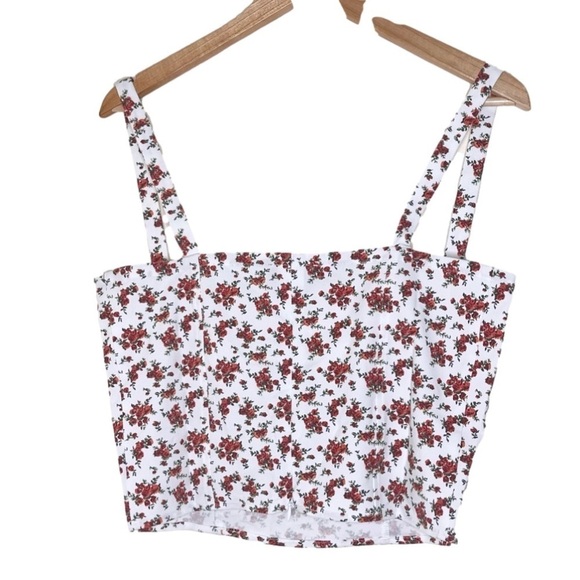 NEW Danielle Bernstein White Red Roses Cropped Top US 8 - Picture 3 of 7